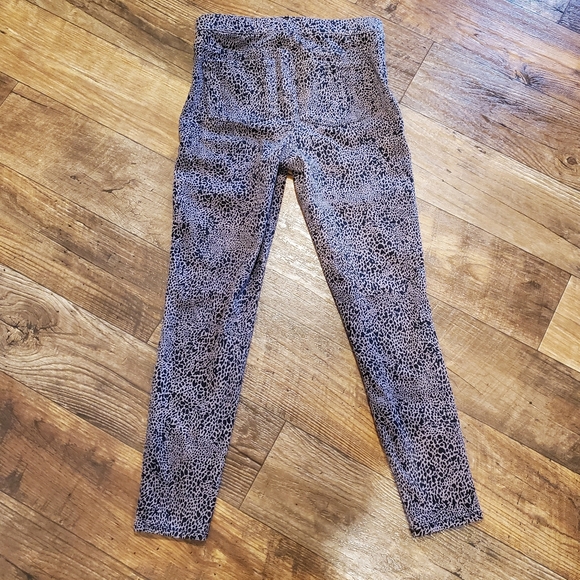 SPANX leopard jeggings pants size medium - Picture 2 of 6